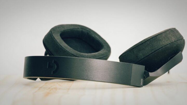 How to Mute a Logitech Headset – So Easy!