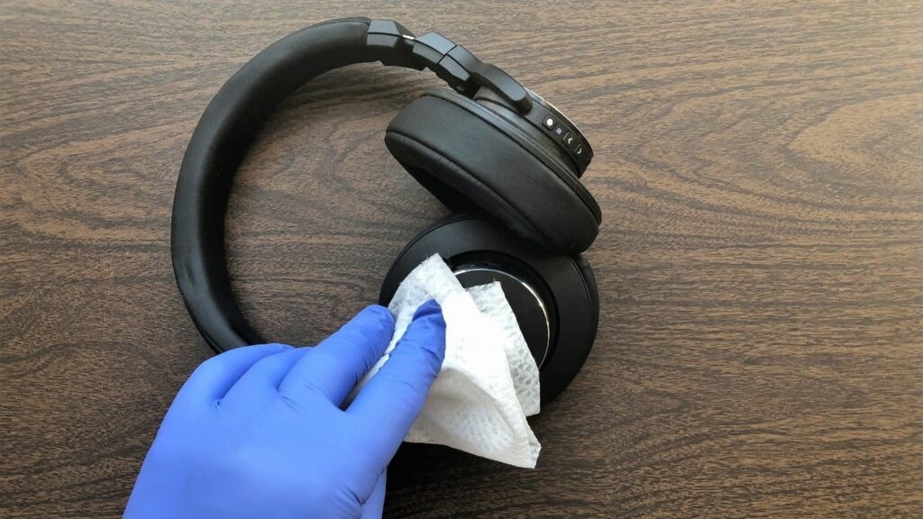 Doing a Quick Clean on your Bose Headphones