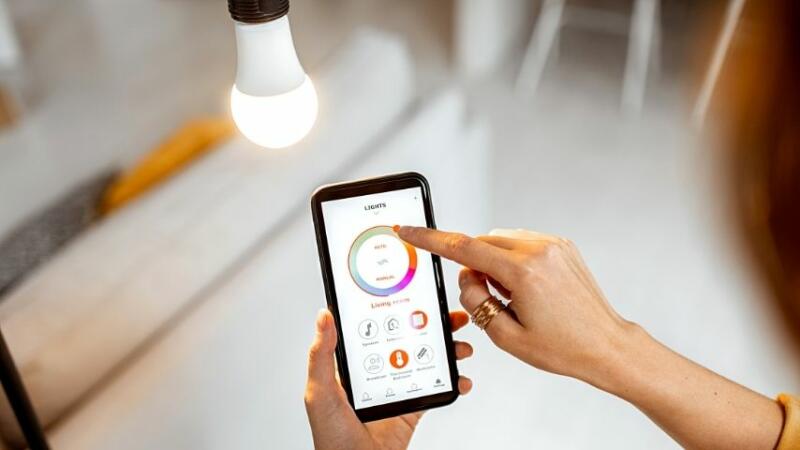 Like other types of technology, smart lights are also prone to malfunctioning and errors